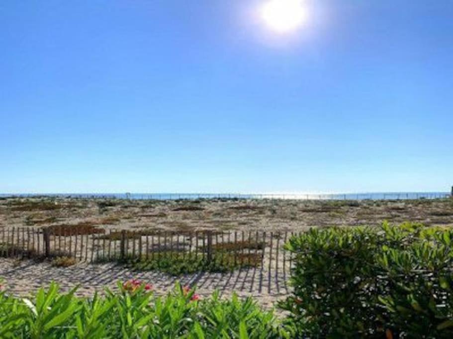Villa Face A La Mer Sur Le Sable 8 Clim A L'Etage Le Barcarès Kültér fotó